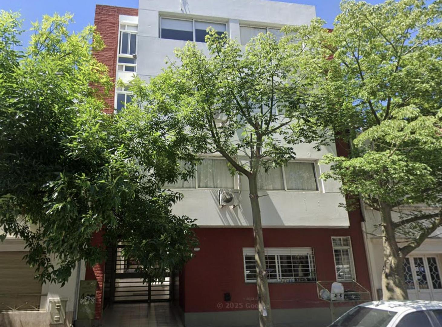 Foto de Departamento 1 Dormitorio al Frente + Cochera - Alvarado 171 - Luminoso, imagen 3