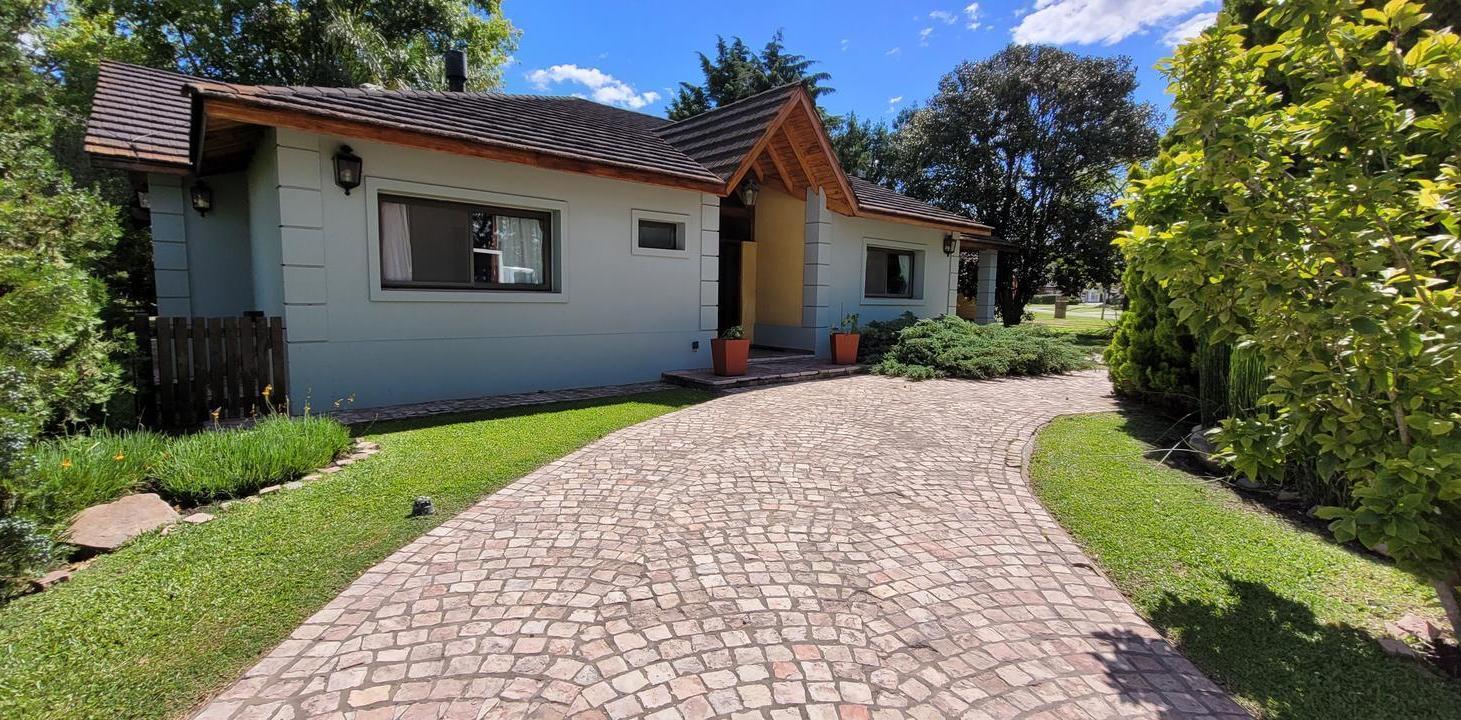 Foto de Casa con pileta en Club de Campo Las Perdices, imagen 3