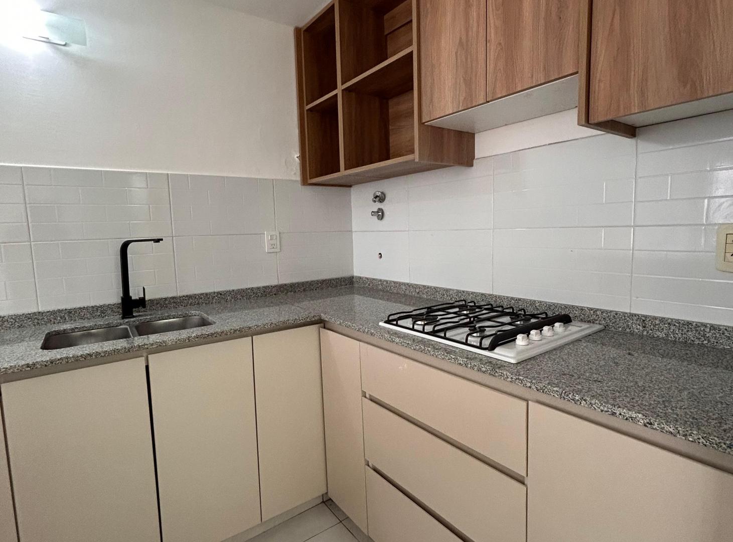 Foto de Departamento 2 ambientes en PB, renovado a nuevo, imagen 3