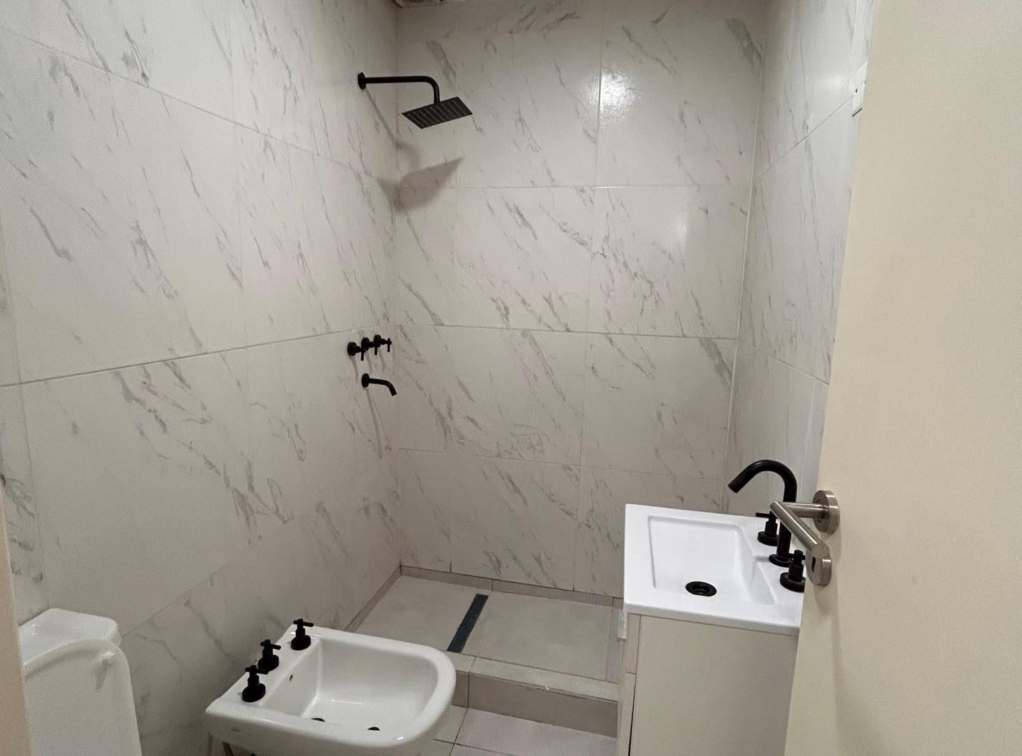 Foto de Departamento 2 ambientes en PB, renovado a nuevo, imagen 5