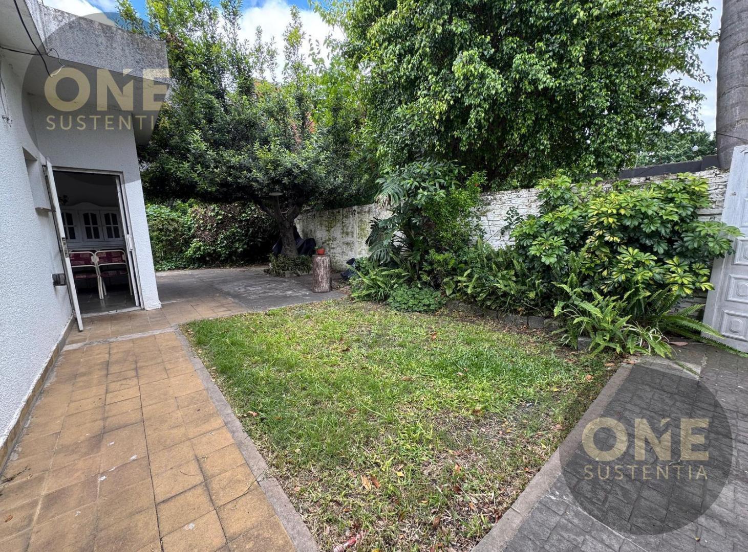 Foto de Casa con lote propio en Banfield Este, imagen 5
