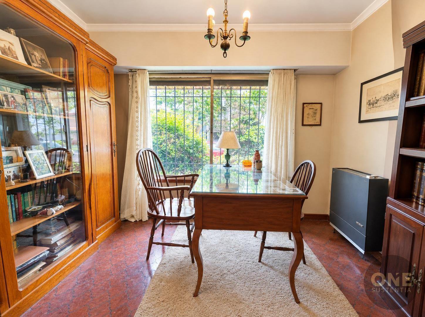 Foto de VENTA CASA 5 AMBIENTES CON PARQUE EN LOMAS DE ZAMORA, imagen 1