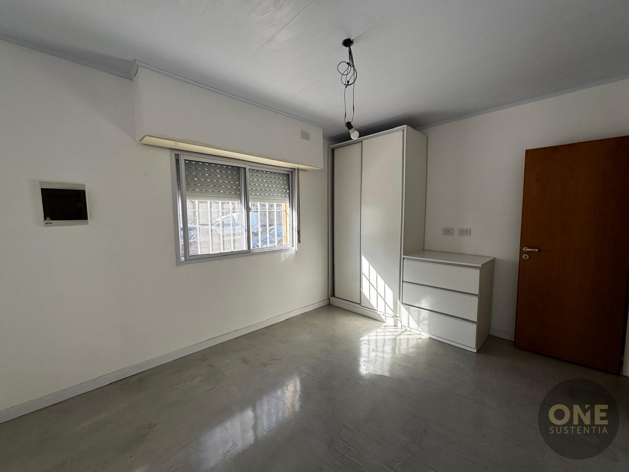 Foto de VENTA PH 2 AMBIENTES EN LANUS OESTE, imagen 3