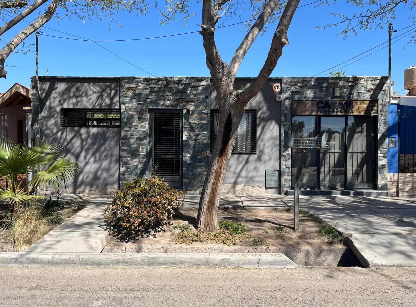 Foto de Casa Con Local Comercial En Excelente Zona De Villanueva, imagen 2