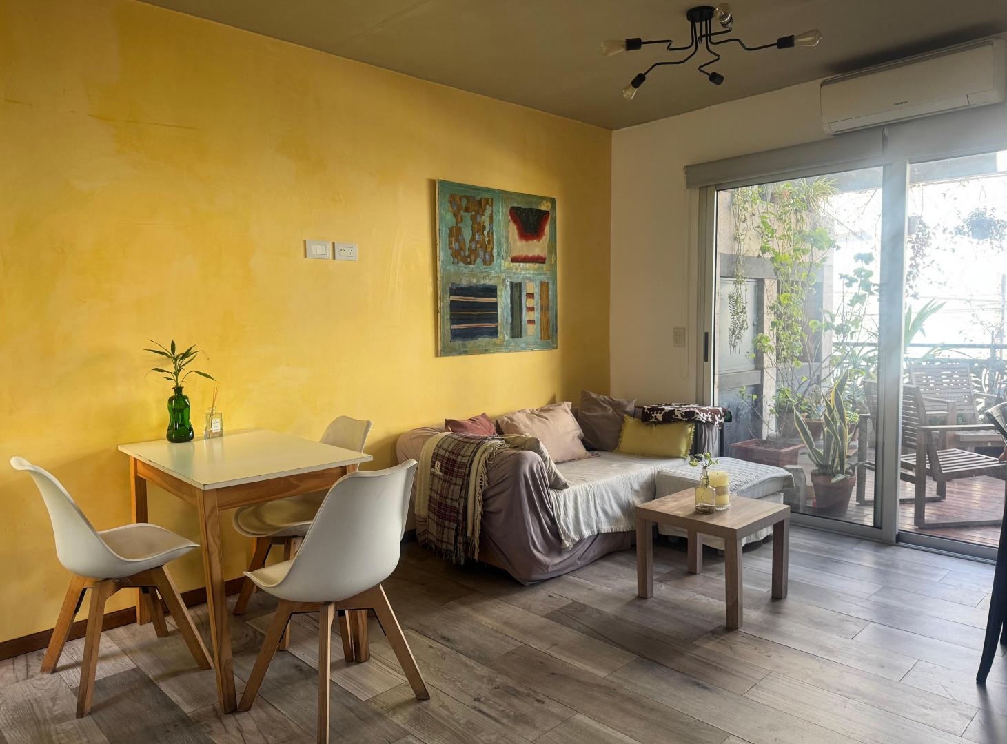 Foto de Venta Departamento 2 Ambientes en Saavedra con Gran Balcón, Parrilla y, imagen 3