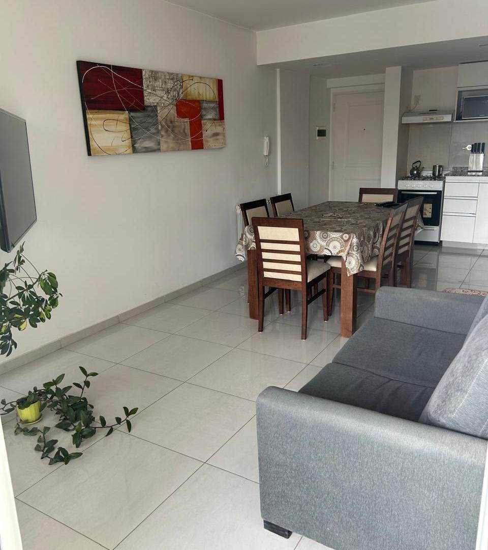 Foto de Departamento 1 dormitorio con balcón y cochera zona centro, imagen 5