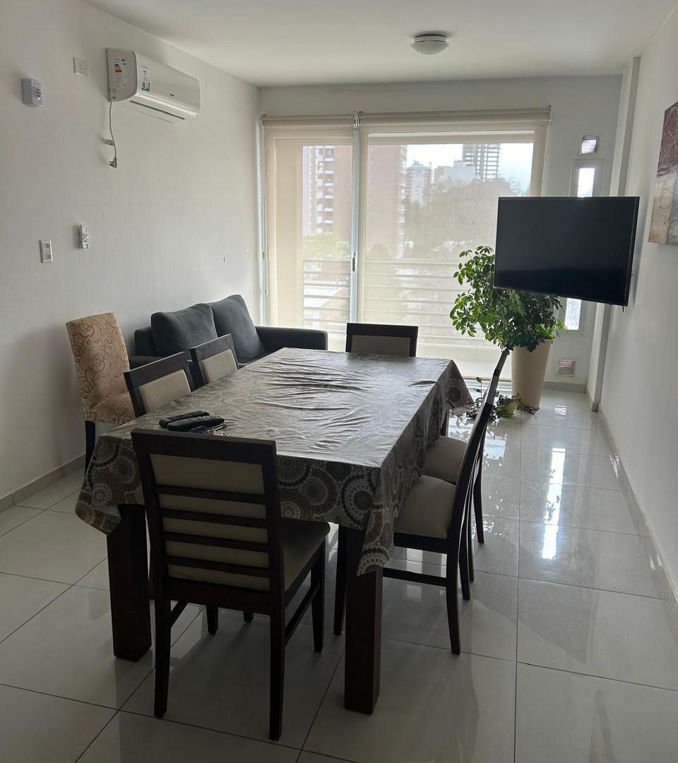 Foto de Departamento 1 dormitorio con balcón y cochera zona centro, imagen 4