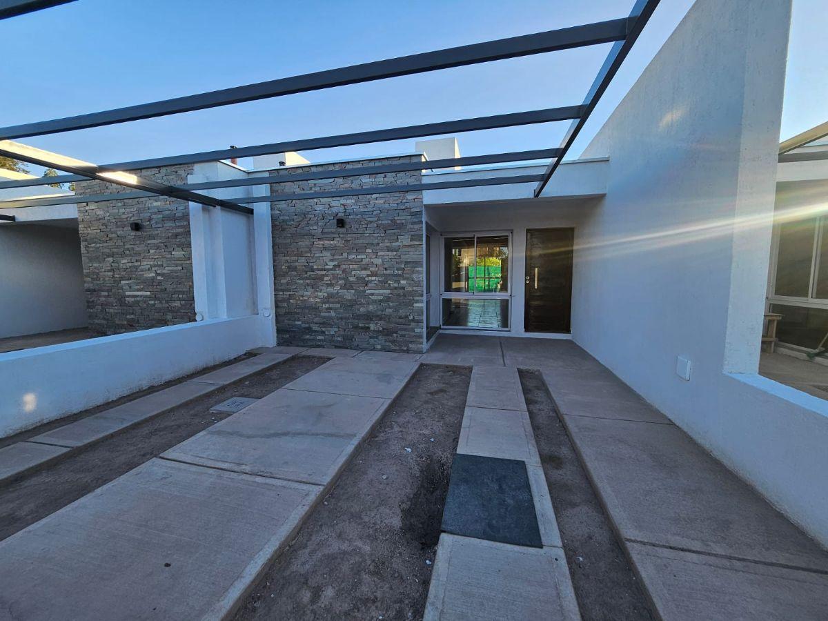 Foto de VENTA CASA A ESTRENAR B SUELOS DE TROPERO MAIPU, imagen 2