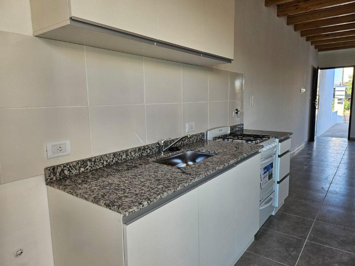 Foto de VENTA CASA A ESTRENAR B SUELOS DE TROPERO MAIPU, imagen 4