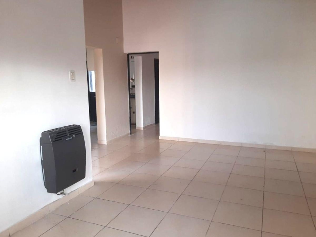 Foto de VENTA CASA ZONA CHANGOMAS DE LAS HERAS, 2 HABITACIONES CON PILETA APTA, imagen 5