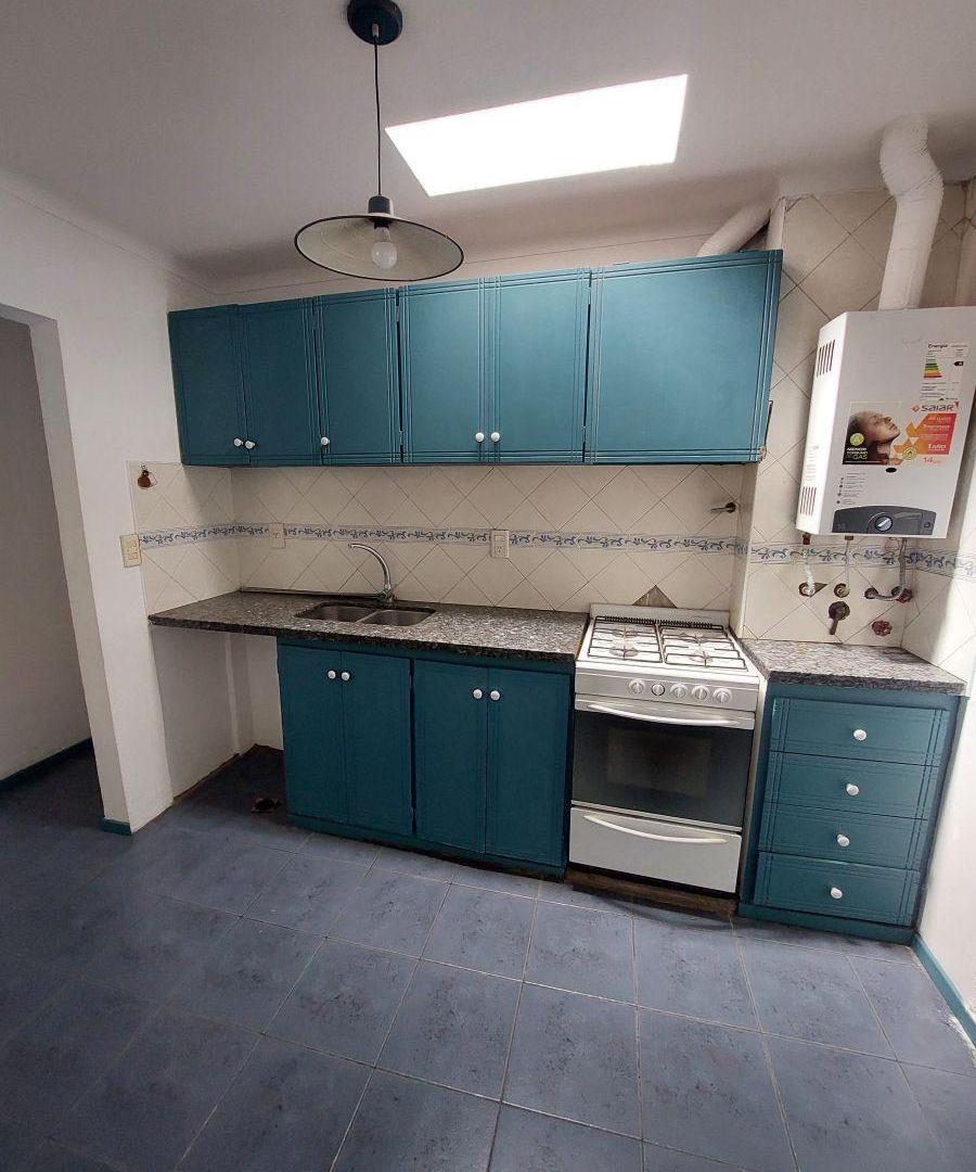 Foto de Departamento de 72 m² con 3 dormitorios en venta en Mendoza, imagen 3