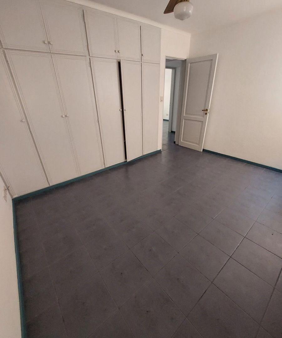 Foto de Departamento de 72 m² con 3 dormitorios en venta en Mendoza, imagen 2