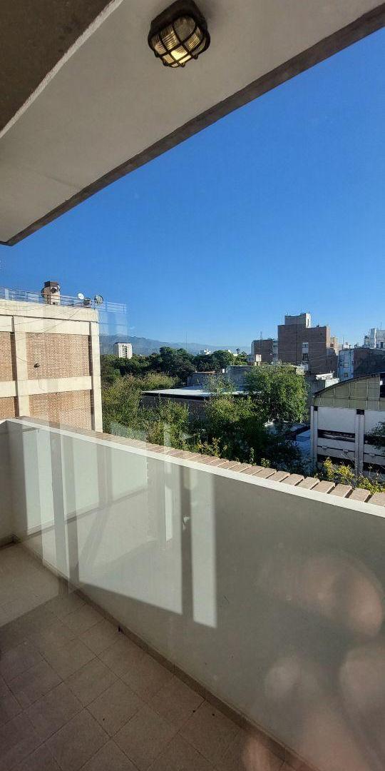 Foto de Avenida España a una cuadra de la Peatonal, imagen 3
