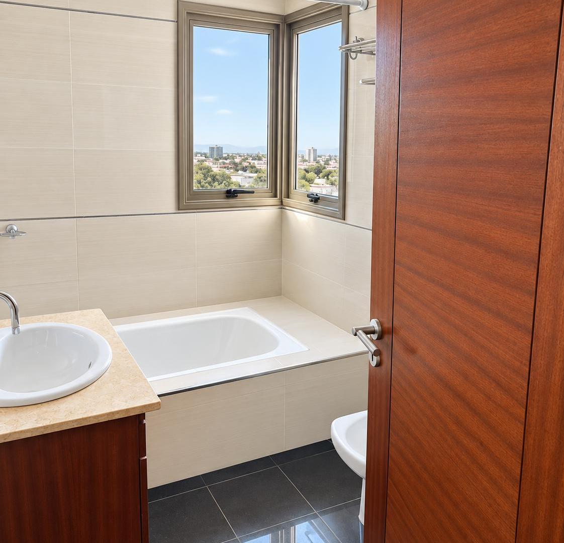 Foto de Departamento de 2 dormitorios con gran balcón terraza y vista a la, imagen 5