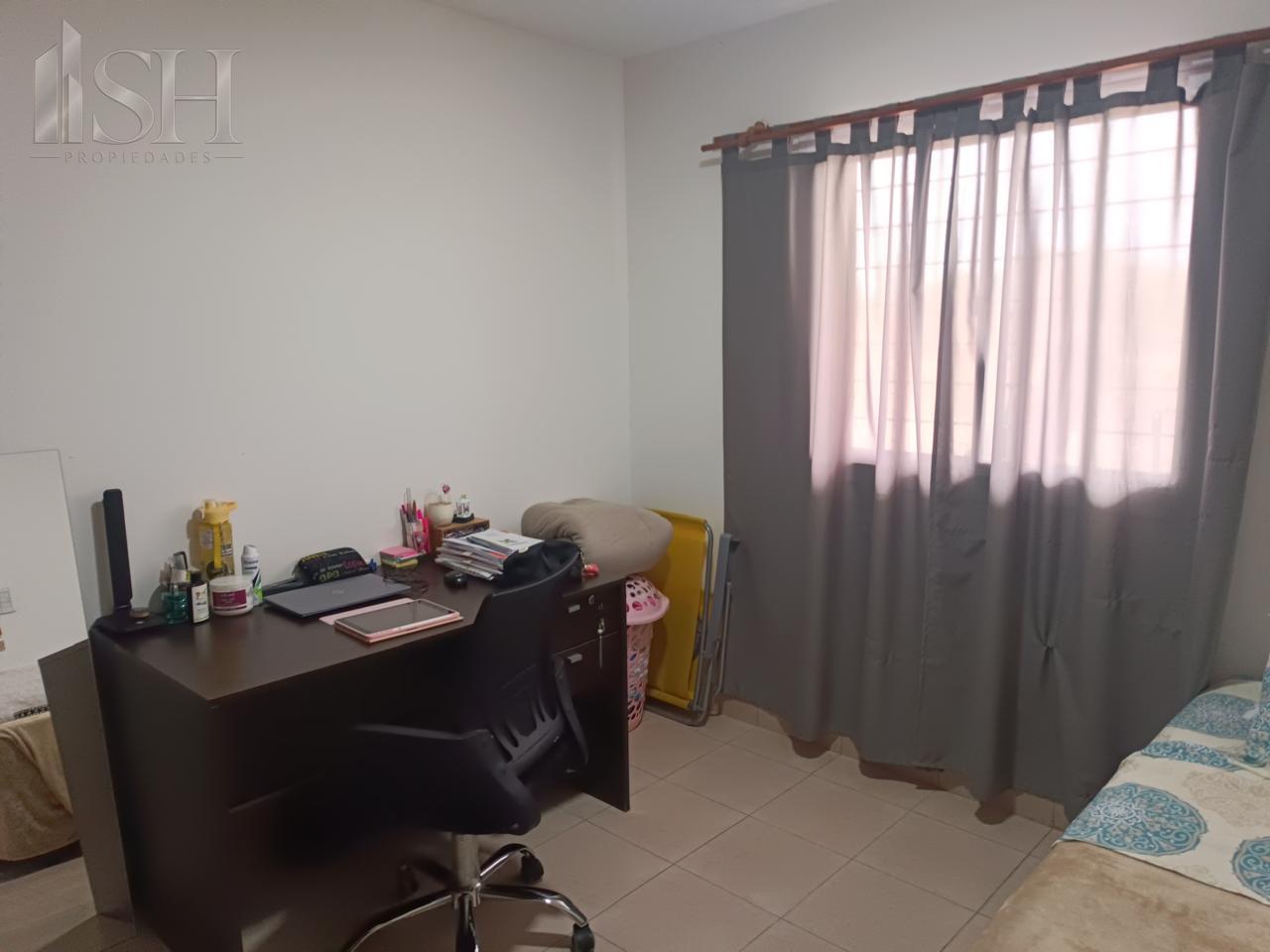 Foto de VENTA CASA DOS DORMITORIOS Hugo Chavez, Mza 711 Barrio Penitenciario, imagen 4