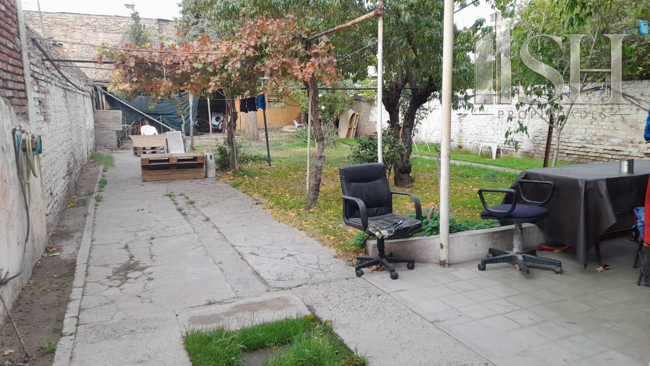 Foto de Venta Casa Apta Uso Comercial Alcorta 476, imagen 3