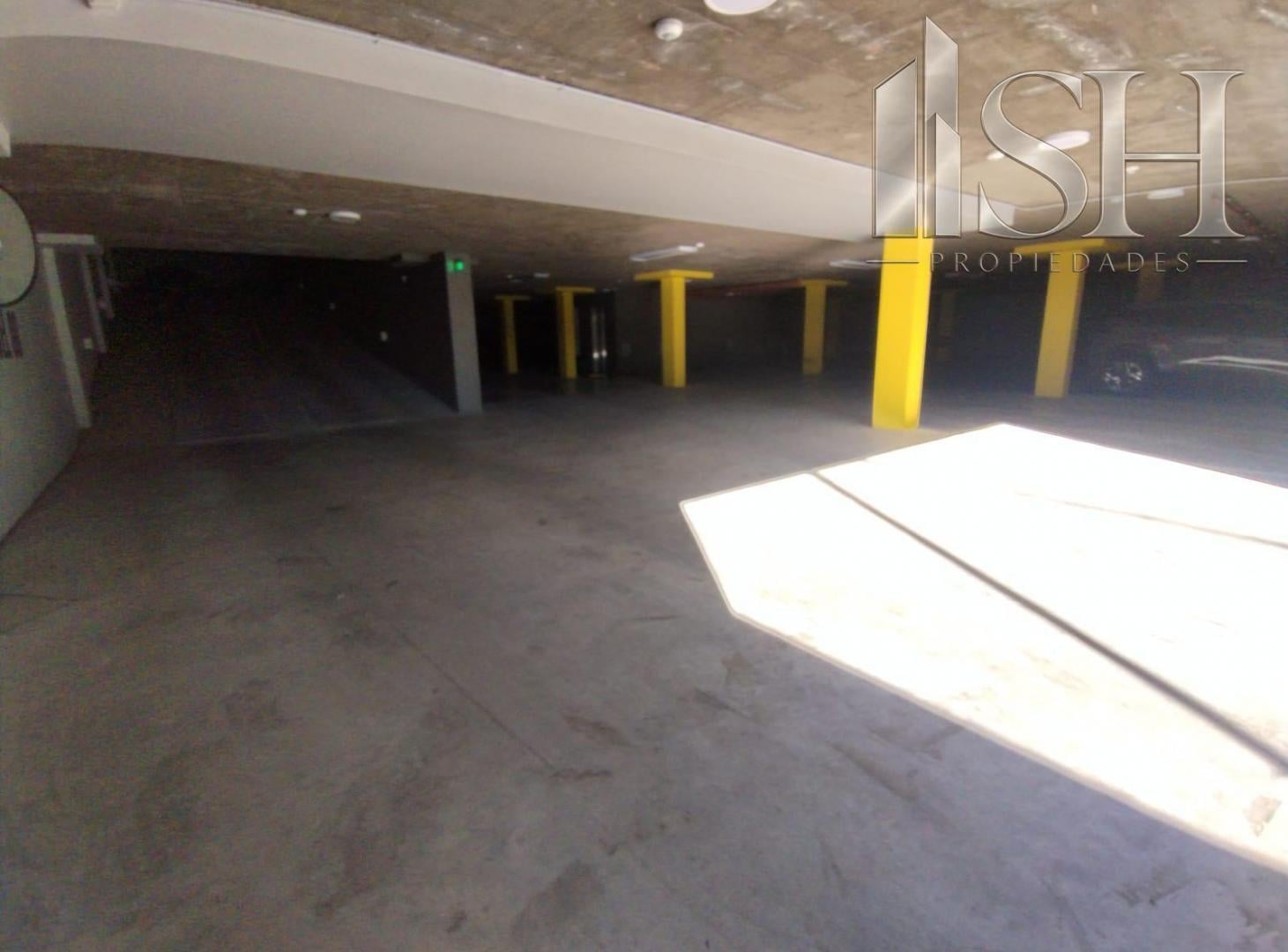 Foto de Venta de Cochera ,Edificio Gatica 498, Nqn, imagen 4
