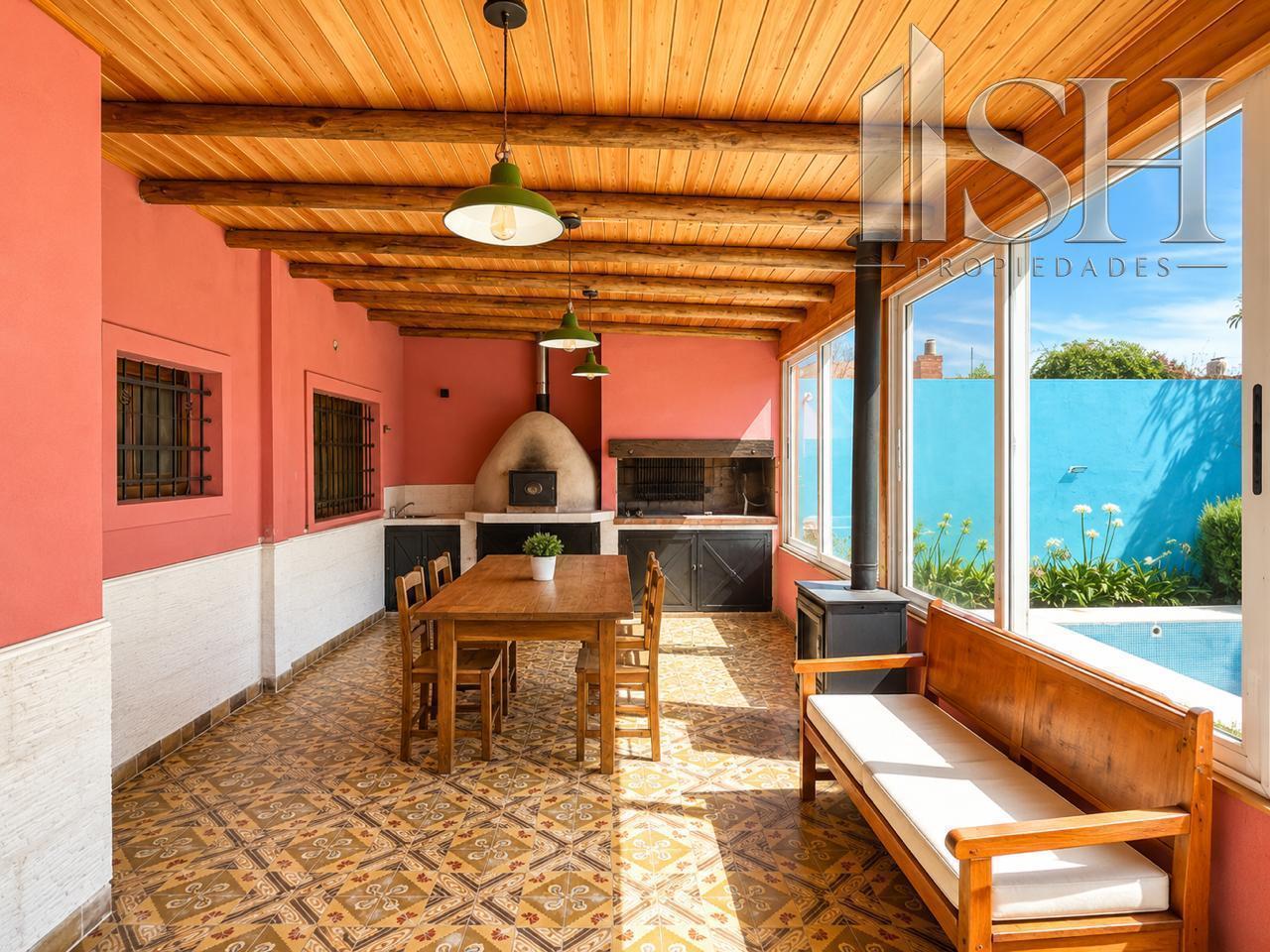 Foto de Venta Casa dos dormitorios Don Bosco al 300 Cinco Saltos Rio Negro, imagen 4