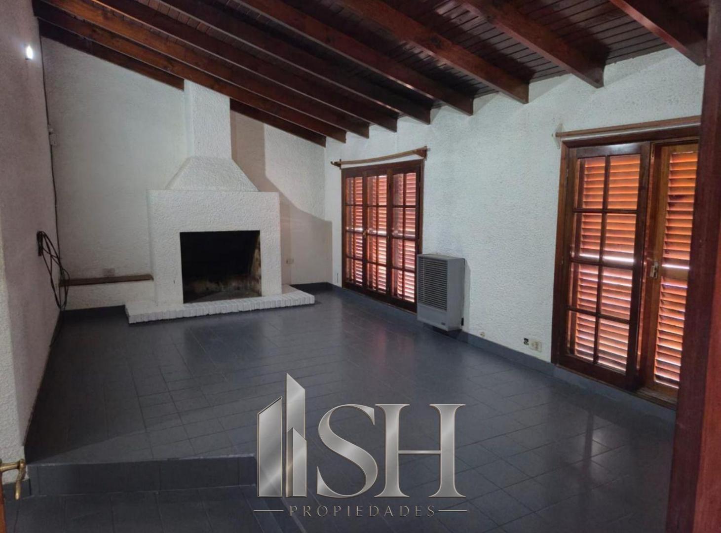 Foto de Venta casa 4 dormitorios B° Manzanar Cipolletti APTO CRÉDITO, imagen 3