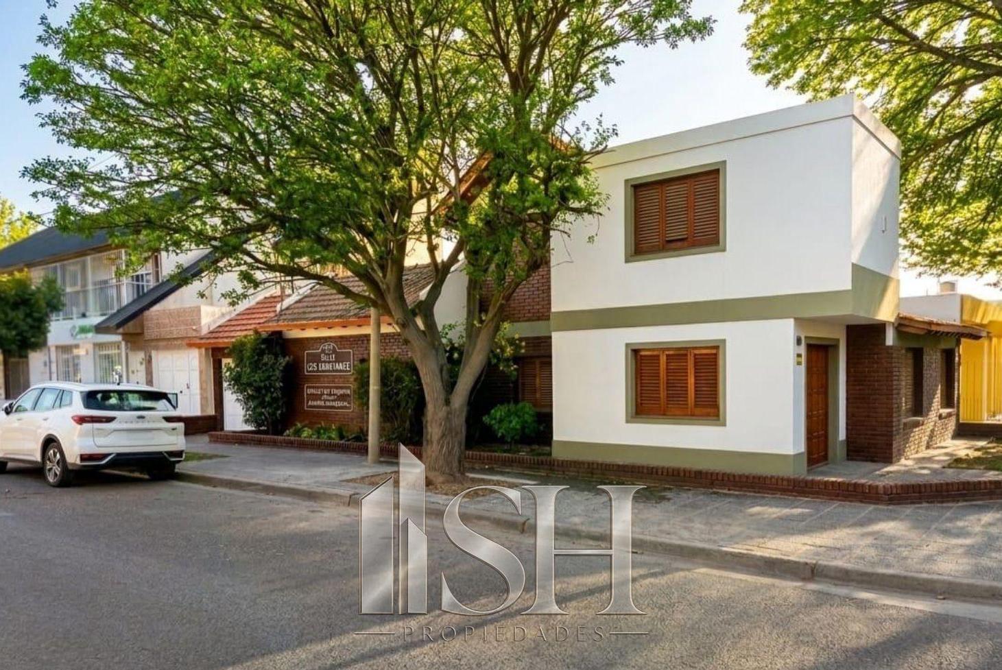 Foto de Venta casa 4 dormitorios B° Manzanar Cipolletti APTO CRÉDITO, imagen 1