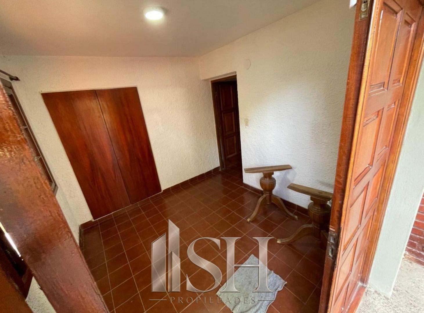 Foto de Venta casa 4 dormitorios B° Manzanar Cipolletti APTO CRÉDITO, imagen 2