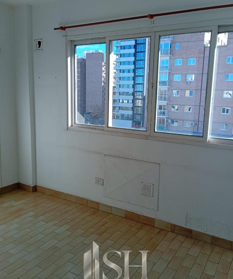 Foto de Oficina en alquiler en Neuquen Capital, imagen 2