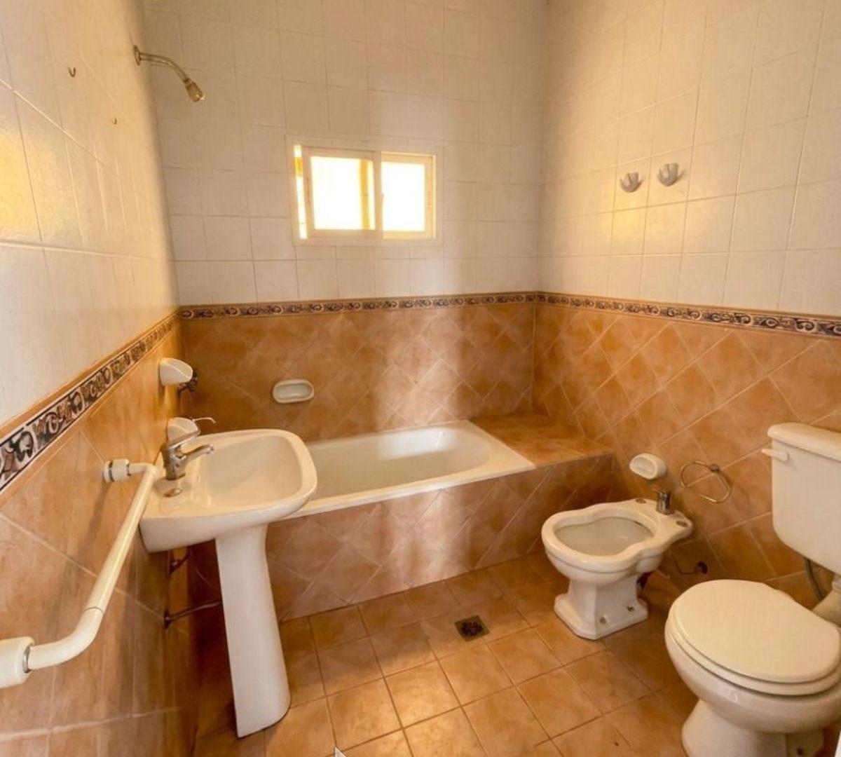 Foto de Venta 2 Casas - Montevideo 253 Neuquén capital, imagen 3