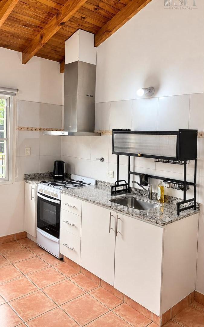Foto de CASA EN ALQUILER CIPOLLETTI, imagen 3