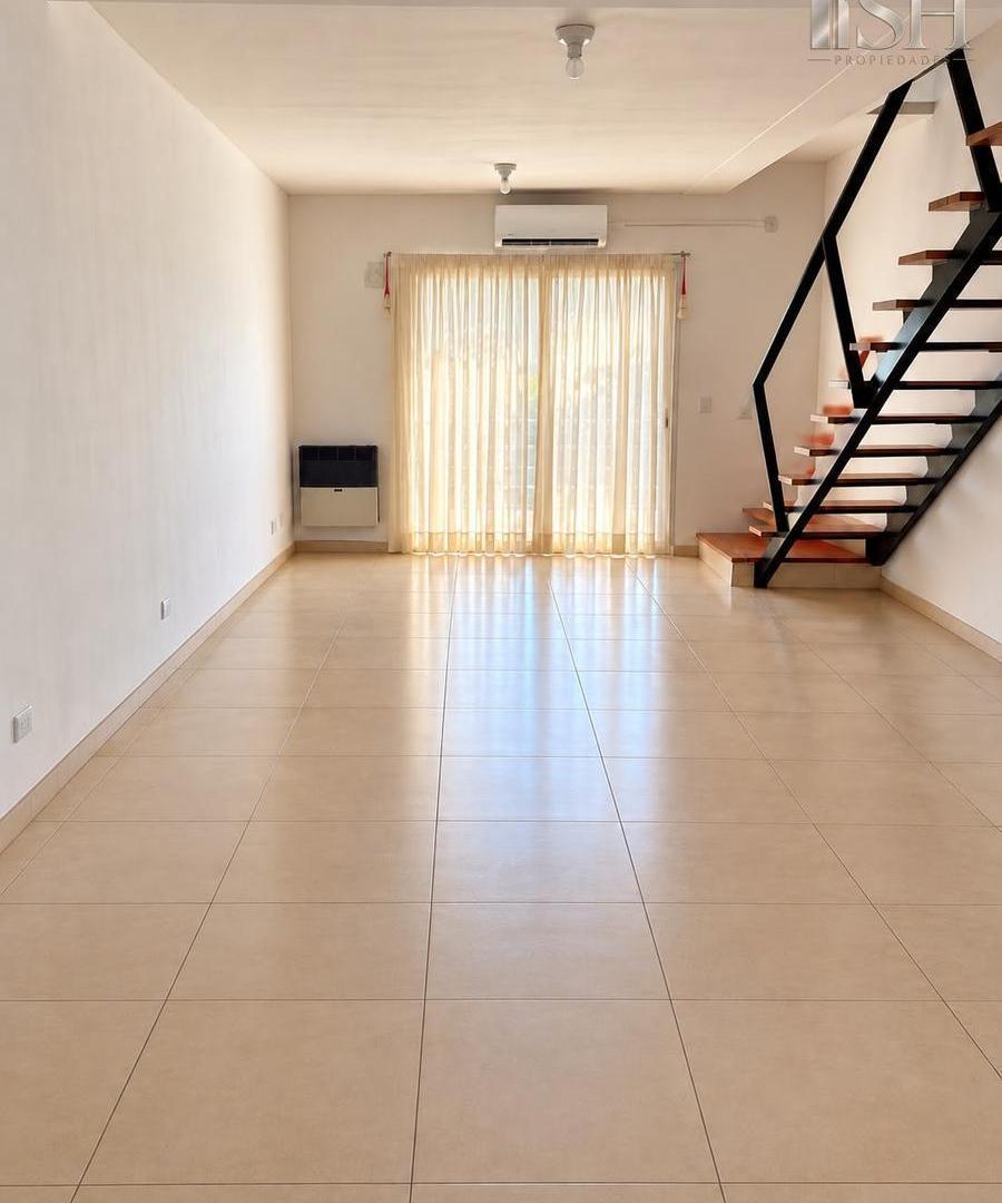 Foto de DUPLEX EN ALQUILER FERNANDEZ ORO, imagen 3