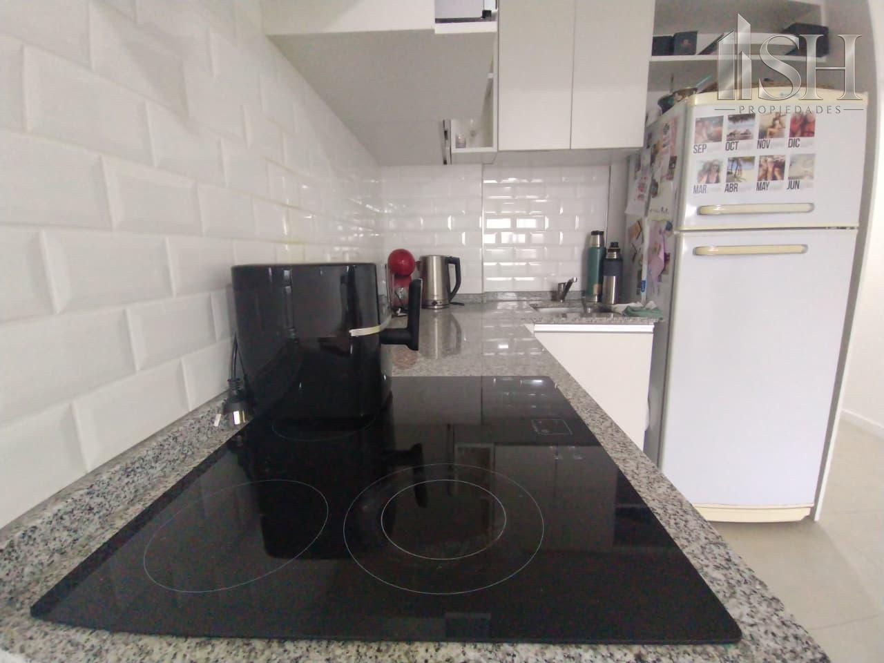 Foto de ALQUILER MONOAMBIENTE AMOBLADO, GATICA 498, imagen 3
