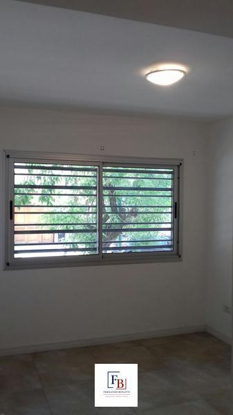 Foto de Exelente 2 AMB a Estrenar .En la mejor Zona de Banfield Oeste, imagen 4