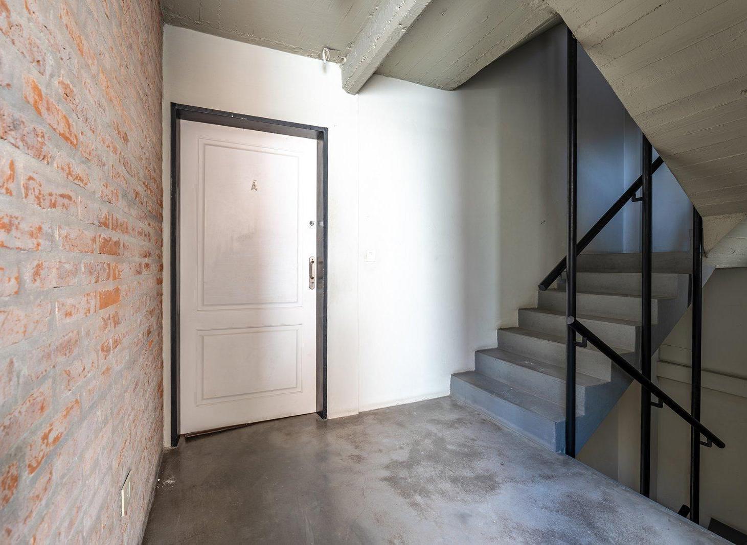 Foto de DEPARTAMENTO 3 AMBIENTES en SAN ISIDRO Barrio La Calabria, imagen 2
