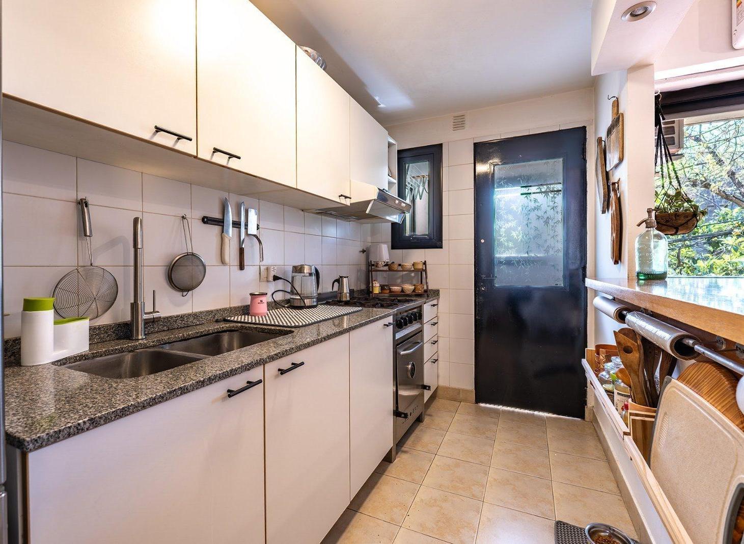 Foto de DEPARTAMENTO 3 AMBIENTES en SAN ISIDRO Barrio La Calabria, imagen 4