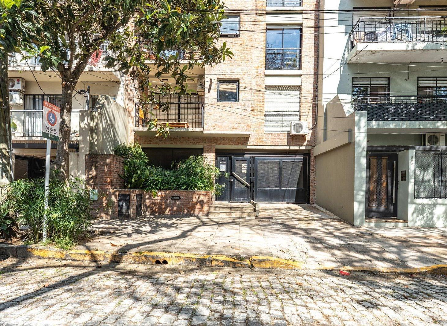Foto de DEPARTAMENTO 3 AMBIENTES en SAN ISIDRO Barrio La Calabria, imagen 3