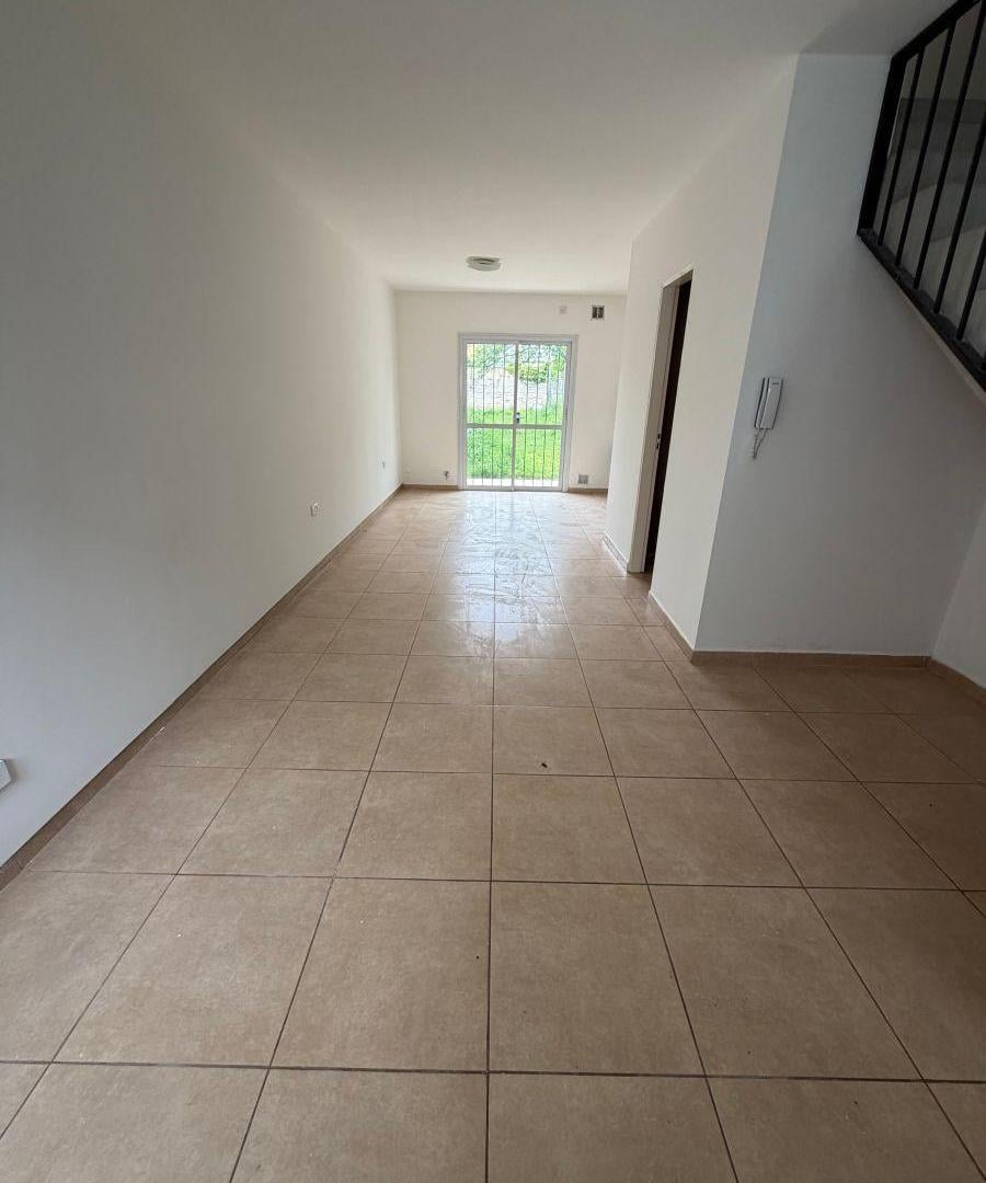 Foto de ALQUILO DUPLEX 64 e/ 136 y 137, imagen 1