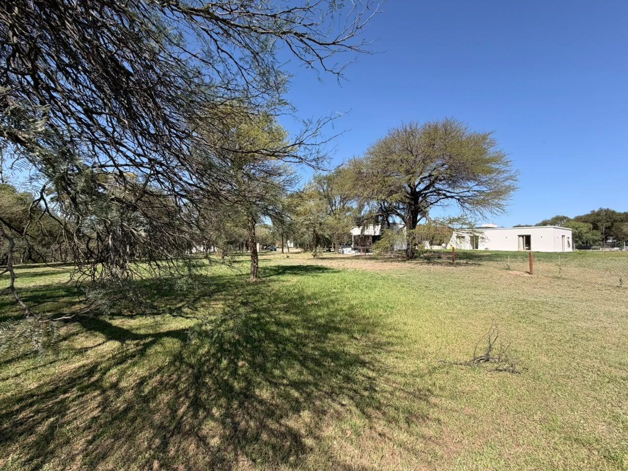 Foto de LOTE CON FONDO AL GOLF EN VENTA COUNTRY VALLE DEL GOLF, imagen 2
