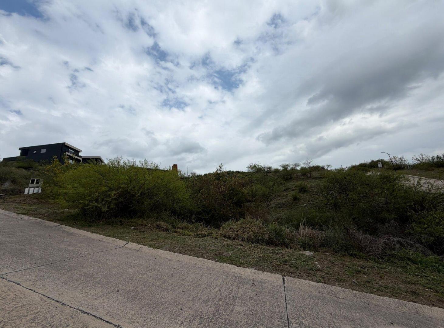 Foto de LOTE EN MAITENES DE LA DESEADA EN VENTA, imagen 4