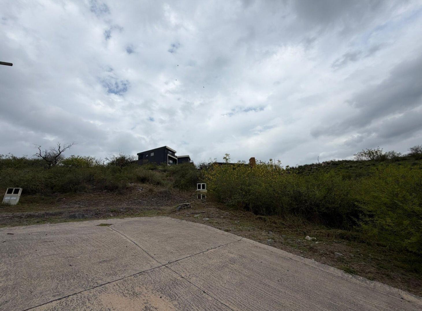 Foto de LOTE EN MAITENES DE LA DESEADA EN VENTA, imagen 4