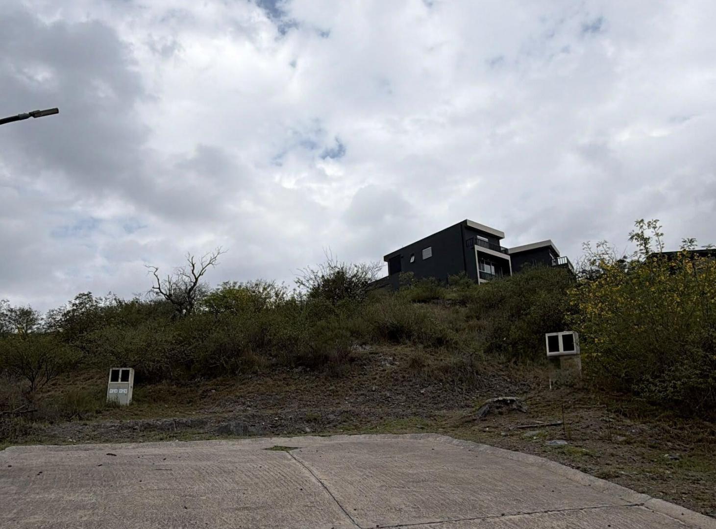 Foto de LOTE EN MAITENES DE LA DESEADA EN VENTA, imagen 1