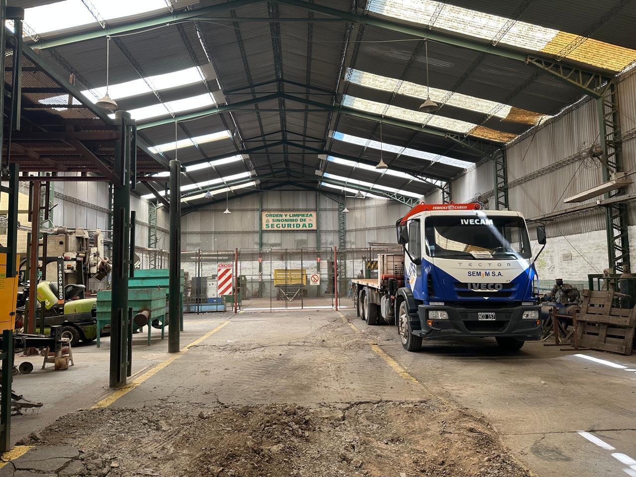 Foto de GALPON EN VENTA DE 900M2 CON OFICINAS, 50 Y 128, ENSENADA., imagen 5