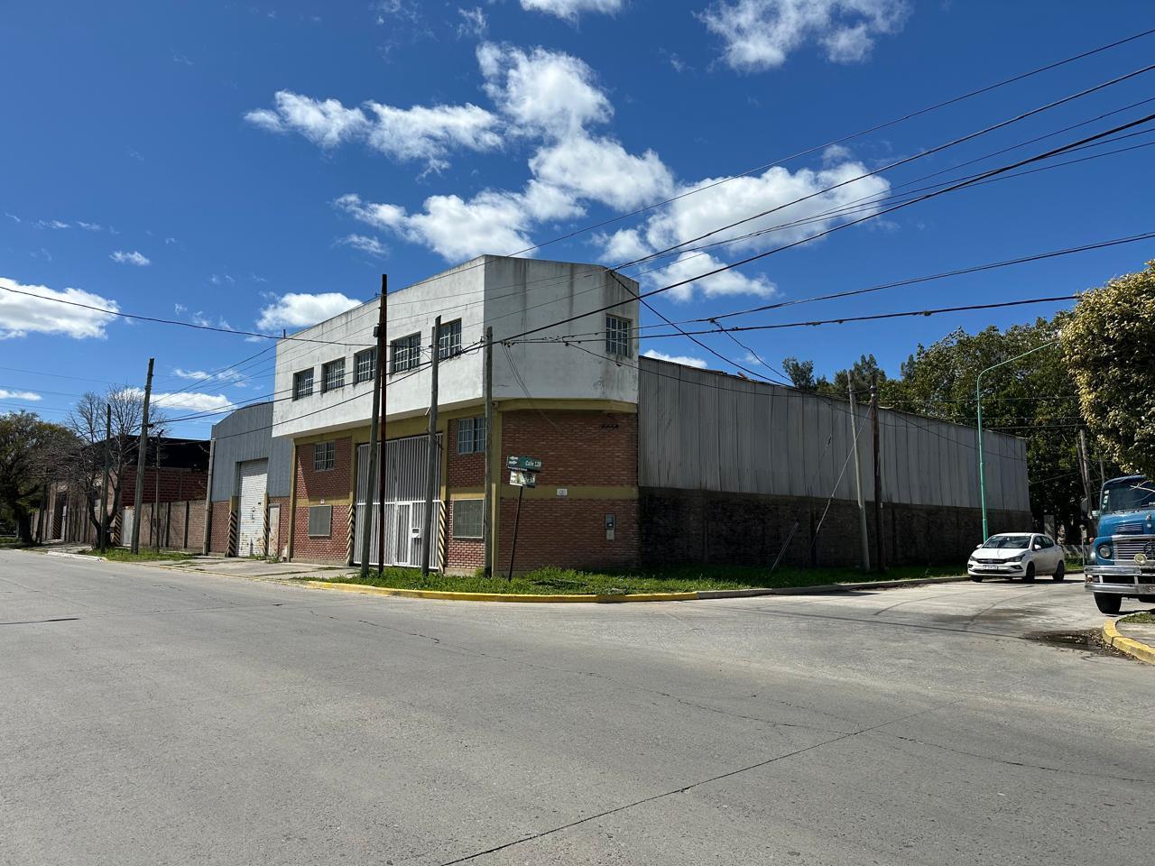 Foto de GALPON EN VENTA DE 900M2 CON OFICINAS, 50 Y 128, ENSENADA., imagen 2