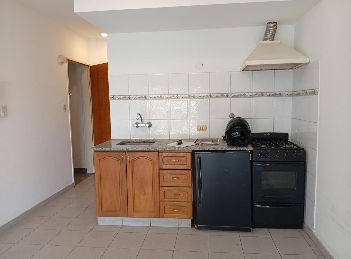 Foto de MONOAMBIENTE EN VENTA CON BALCON AL FRENTE, 15 ENTRE 45 Y 46., imagen 4