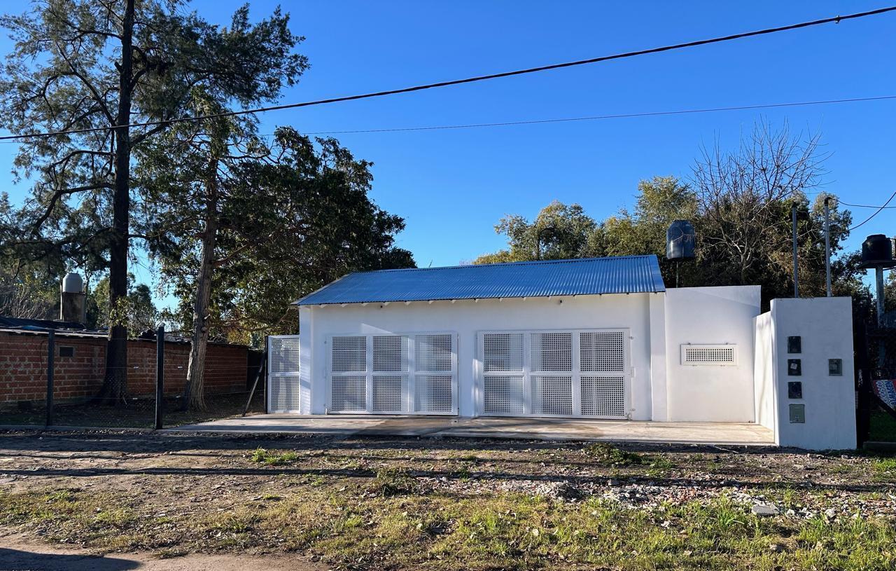 Foto de CASA + 2 LOCALES EN VENTA SOBRE TERRENO DE 1000M2, RUTA 2 KM52,ABASTO., imagen 1