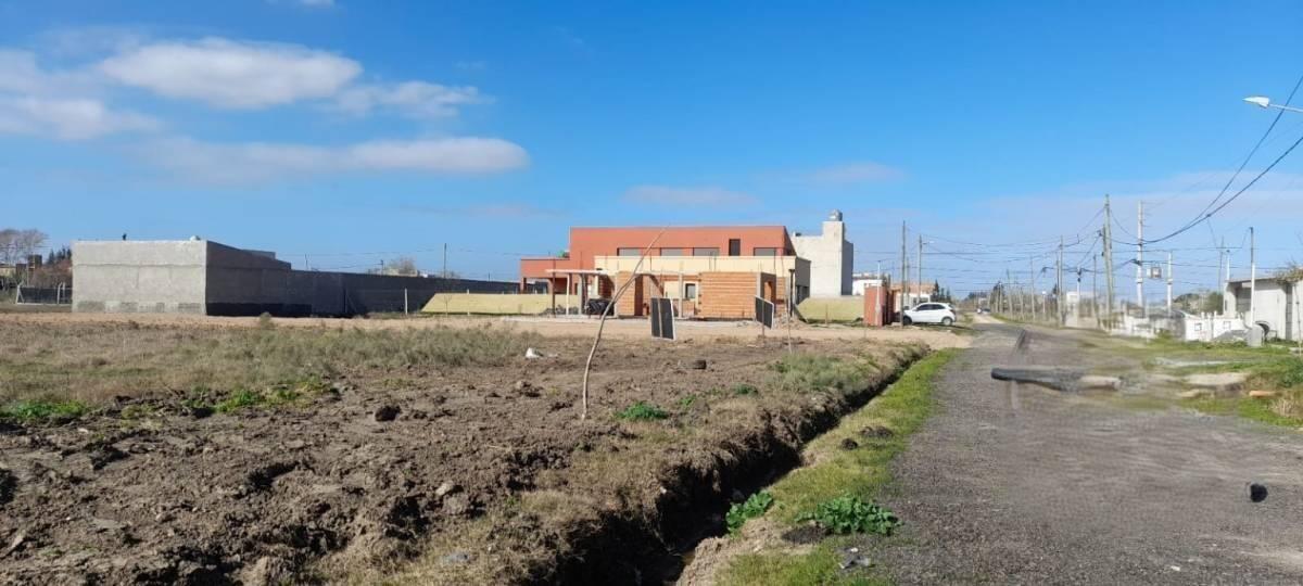 Foto de Terreno en Manuel B Gonnet, imagen 4