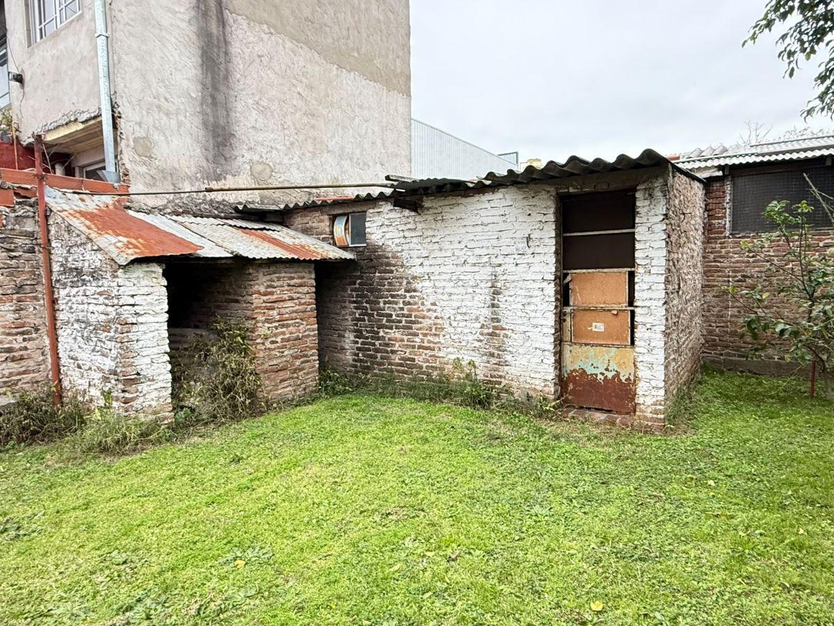 Foto de Lote 10 X 30,60 en Caseros | RM2 | FOT 2,20 | Potencial 675 m², imagen 4