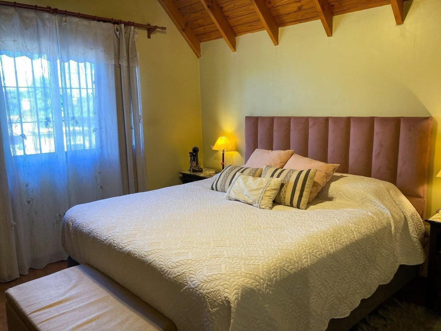 Foto de VENTA CASA 4 AMBIENTES CON PARQUE, imagen 5