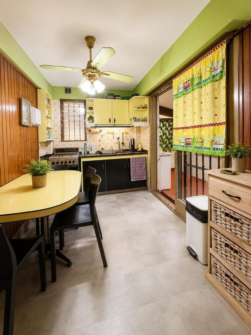 Foto de CASA EN VENTA 4 AMBIENTES MONTE GRANDE APTO CREDITO, imagen 3