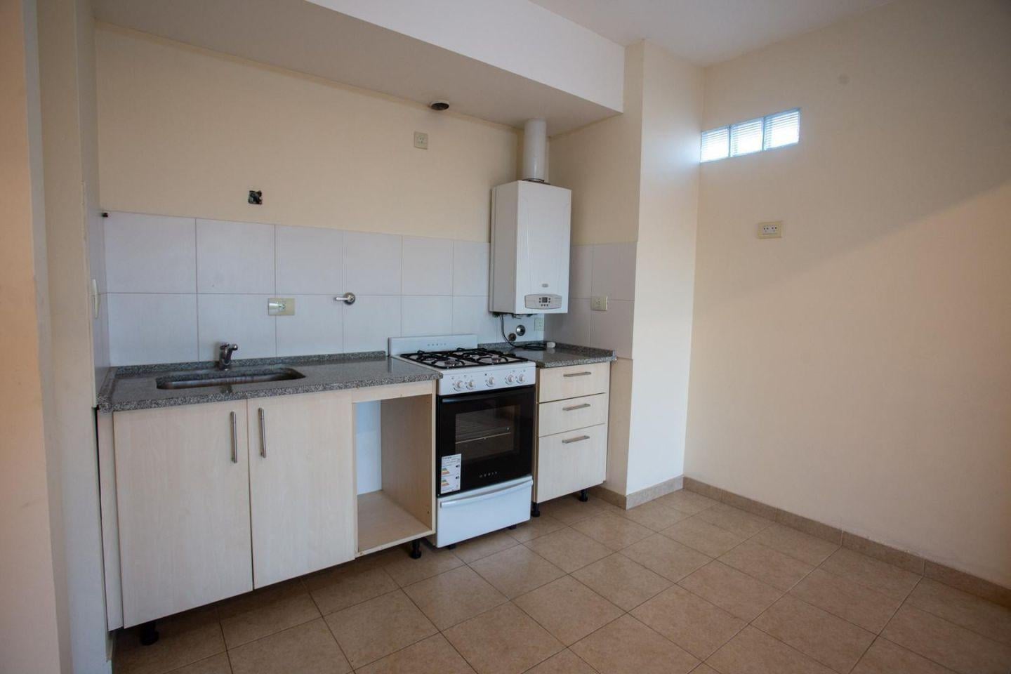 Foto de VENTA DEPARTAMENTO 2 AMBIENTES MONTE GRANDE, imagen 2