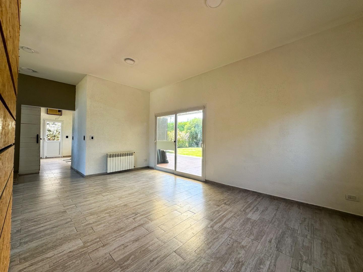 Foto de CASA EN VENTA 6 AMBIENTES EN CANNING LOS TALAS, imagen 3
