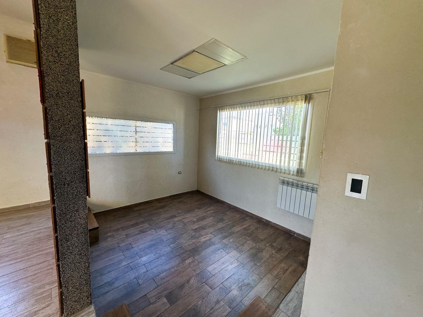 Foto de CASA EN VENTA 6 AMBIENTES EN CANNING LOS TALAS, imagen 4